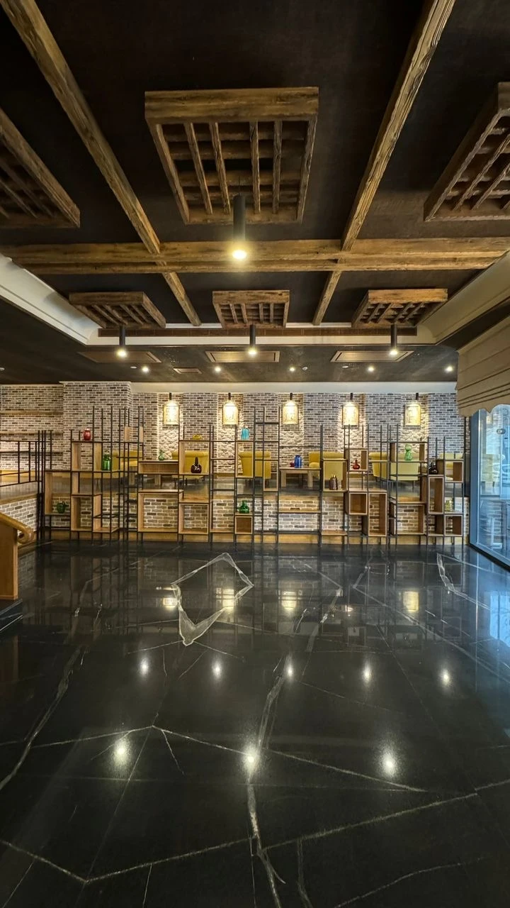نمایش بزرگ
