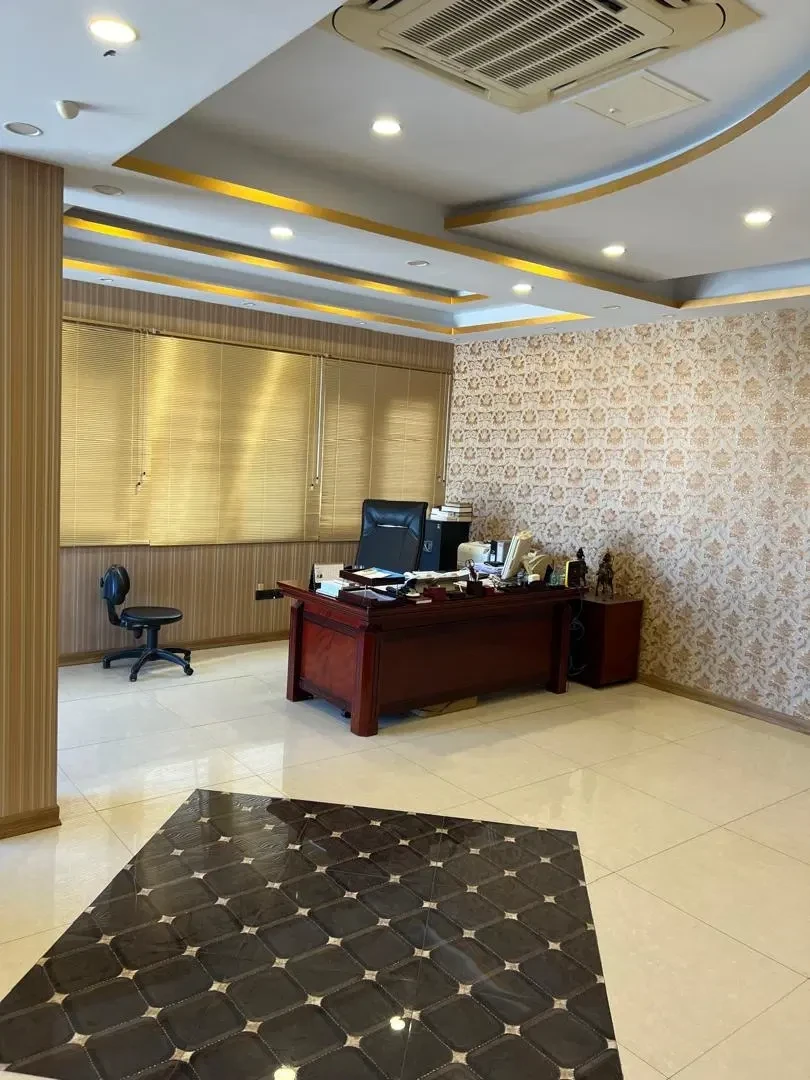 رهن و اجاره اداری 200 متری در میرداماد - تصویر 4