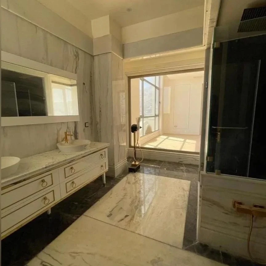 نمایش بزرگ
