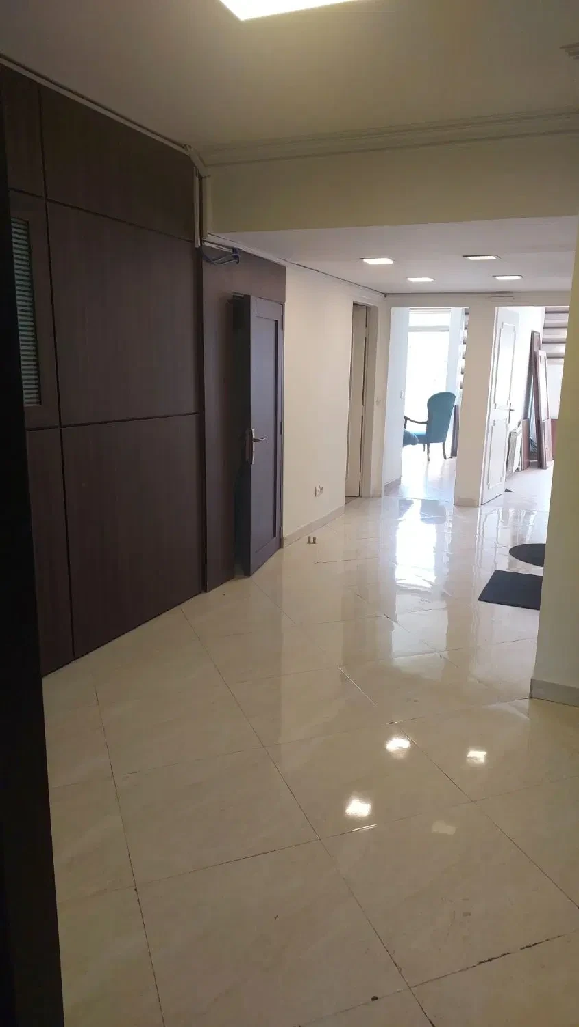 رهن و اجاره اداری 120 متری در ظفر - تصویر 2