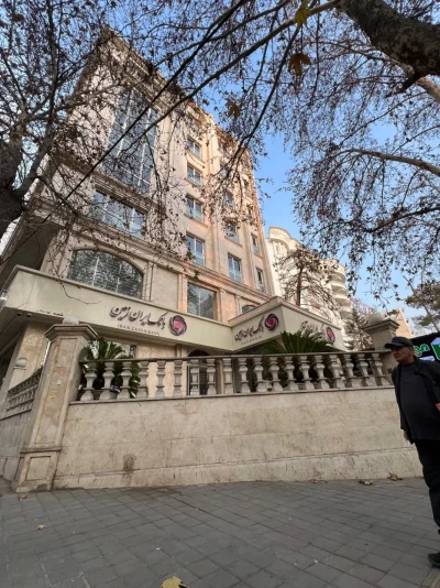 رهن و اجاره اداری 112 متری در دزاشیب