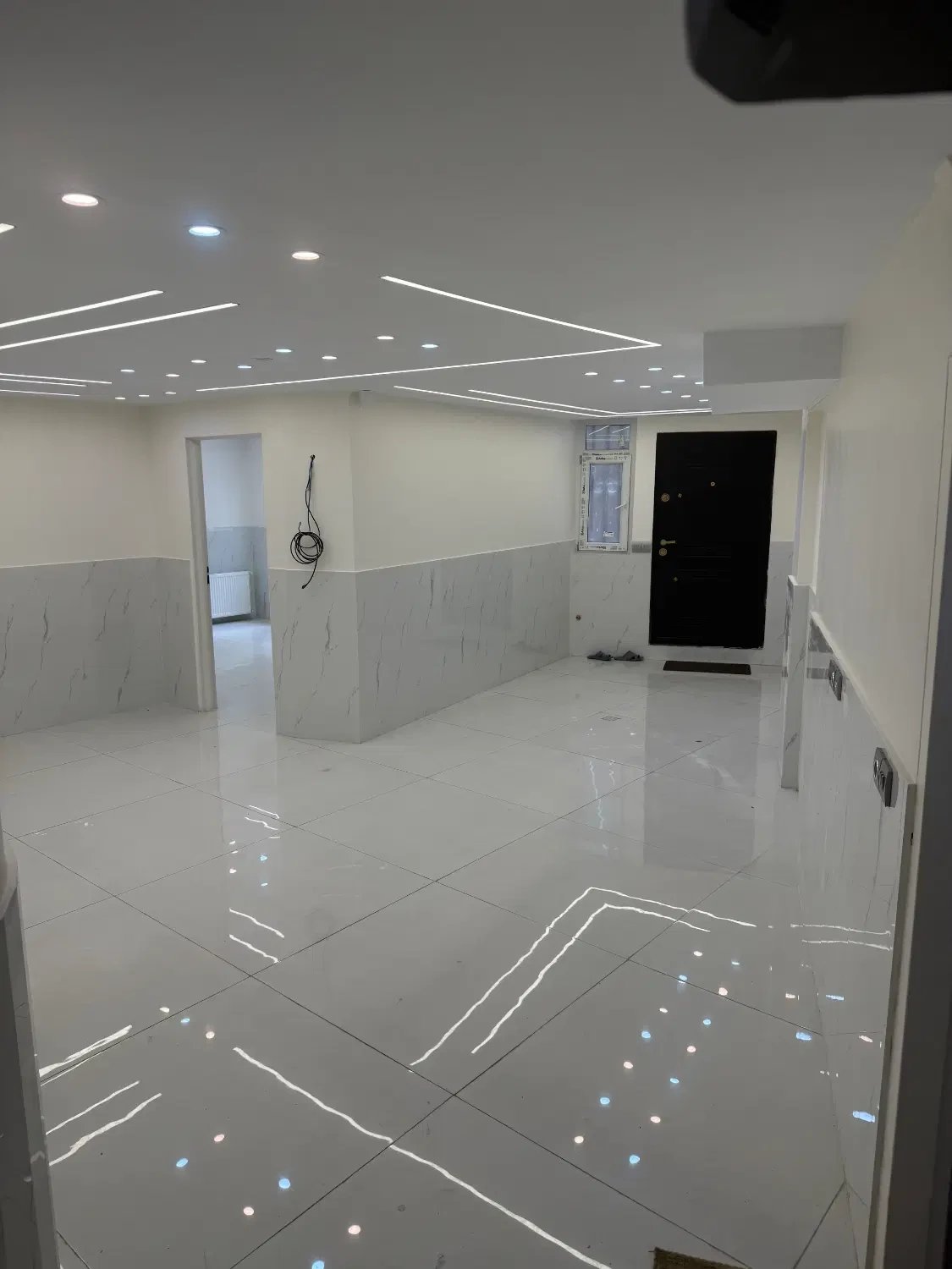 رهن و اجاره اداری 126 متری در اختیاریه