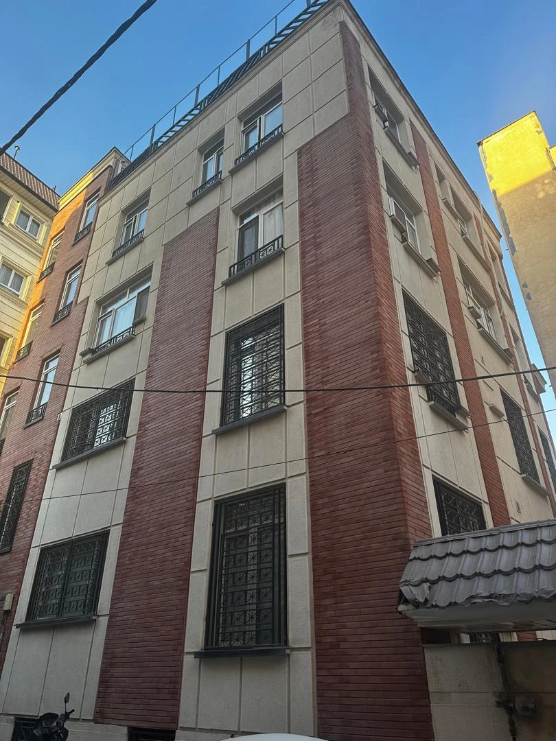 نیاوران 125 متر دو خوابه