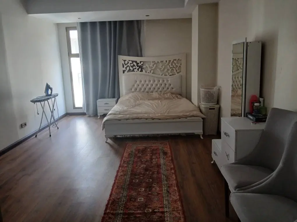 رهن و اجاره آپارتمان 300 متری در آجودانیه
