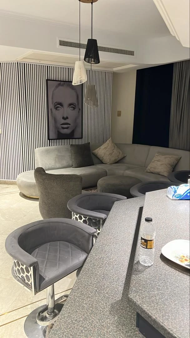 برج نیلوفر - 185 متر 3 خواب