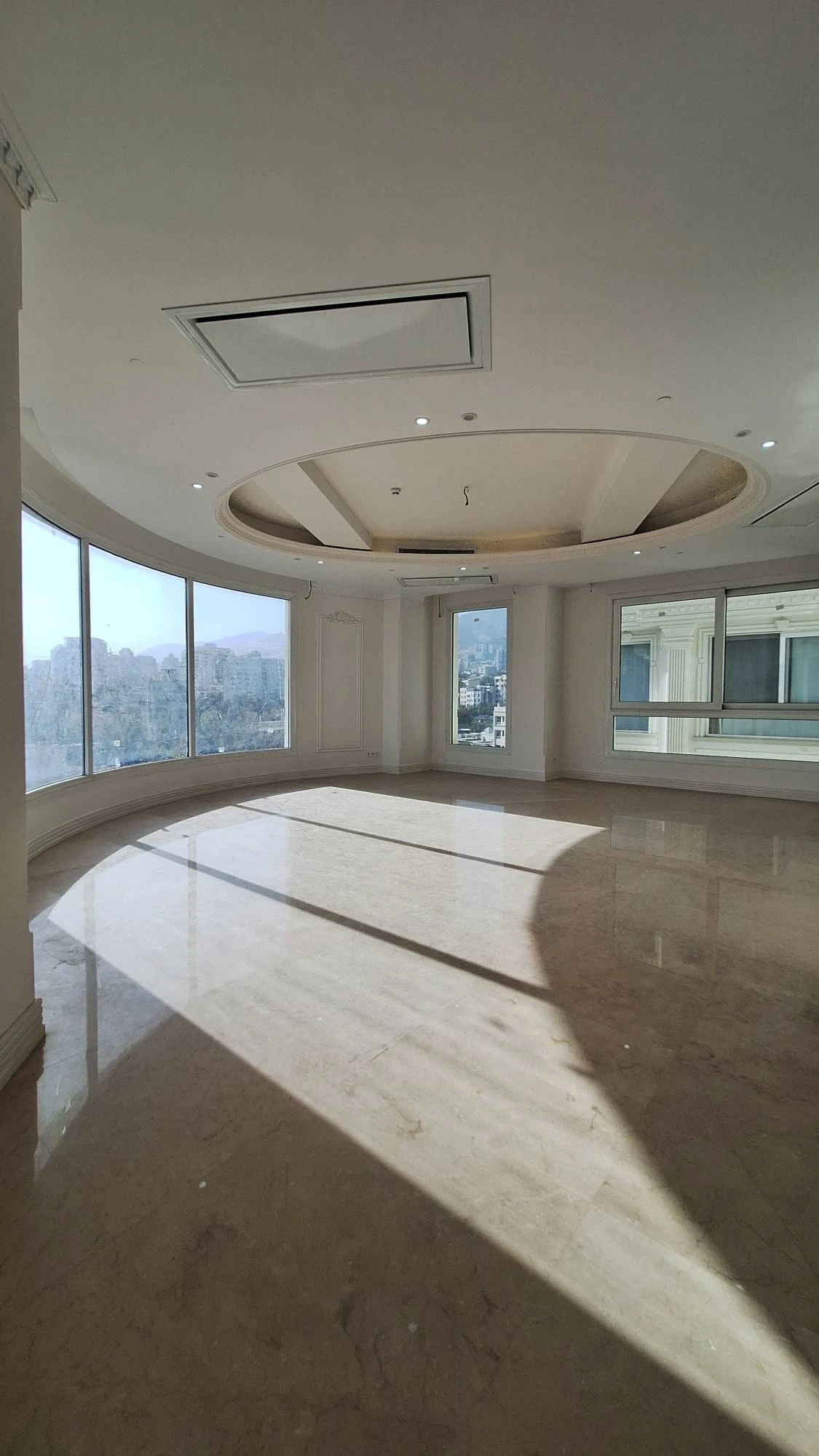 نمایش بزرگ
