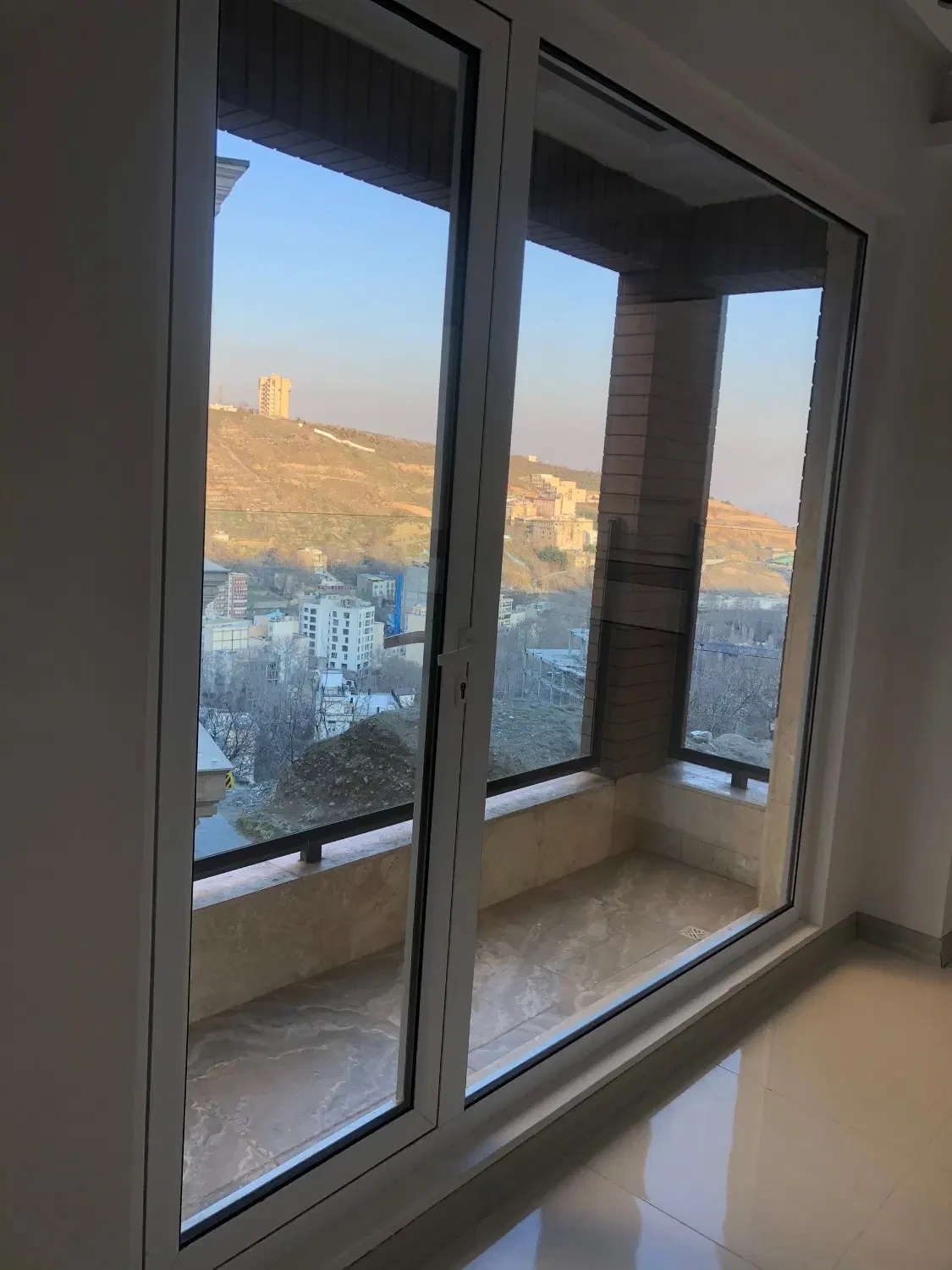 رهن و اجاره آپارتمان 90 متری در درکه