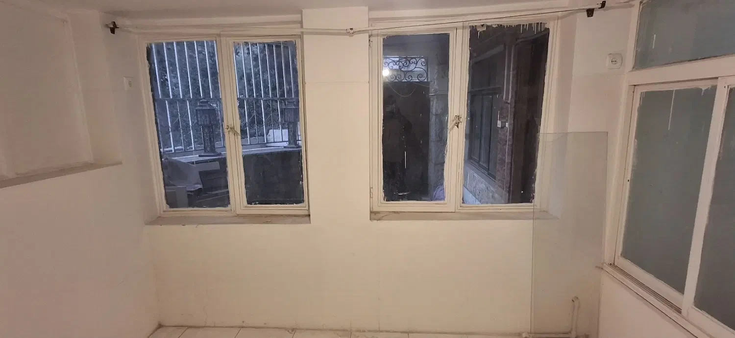 رهن و اجاره اداری 100 متری در دربند