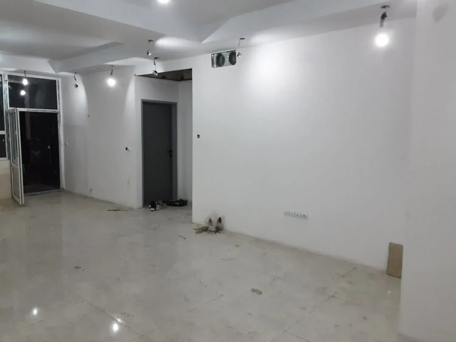 رهن و اجاره آپارتمان 115 متری در گلاب دره
