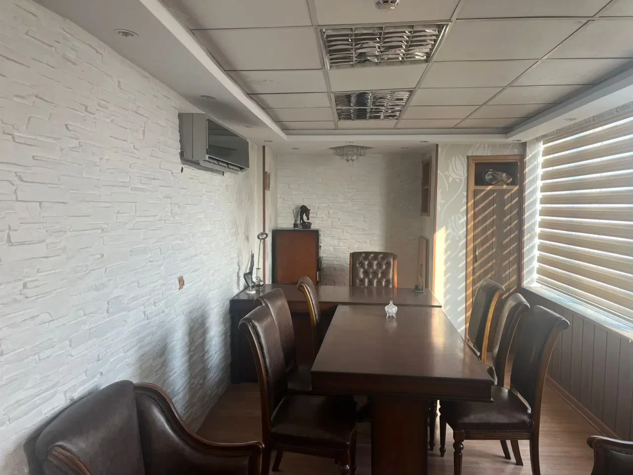 رهن و اجاره اداری 100 متری در دروس