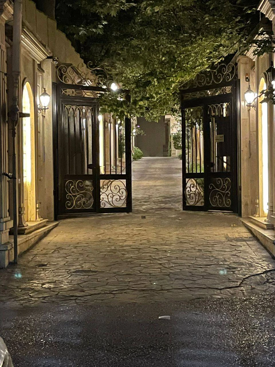 نمایش بزرگ