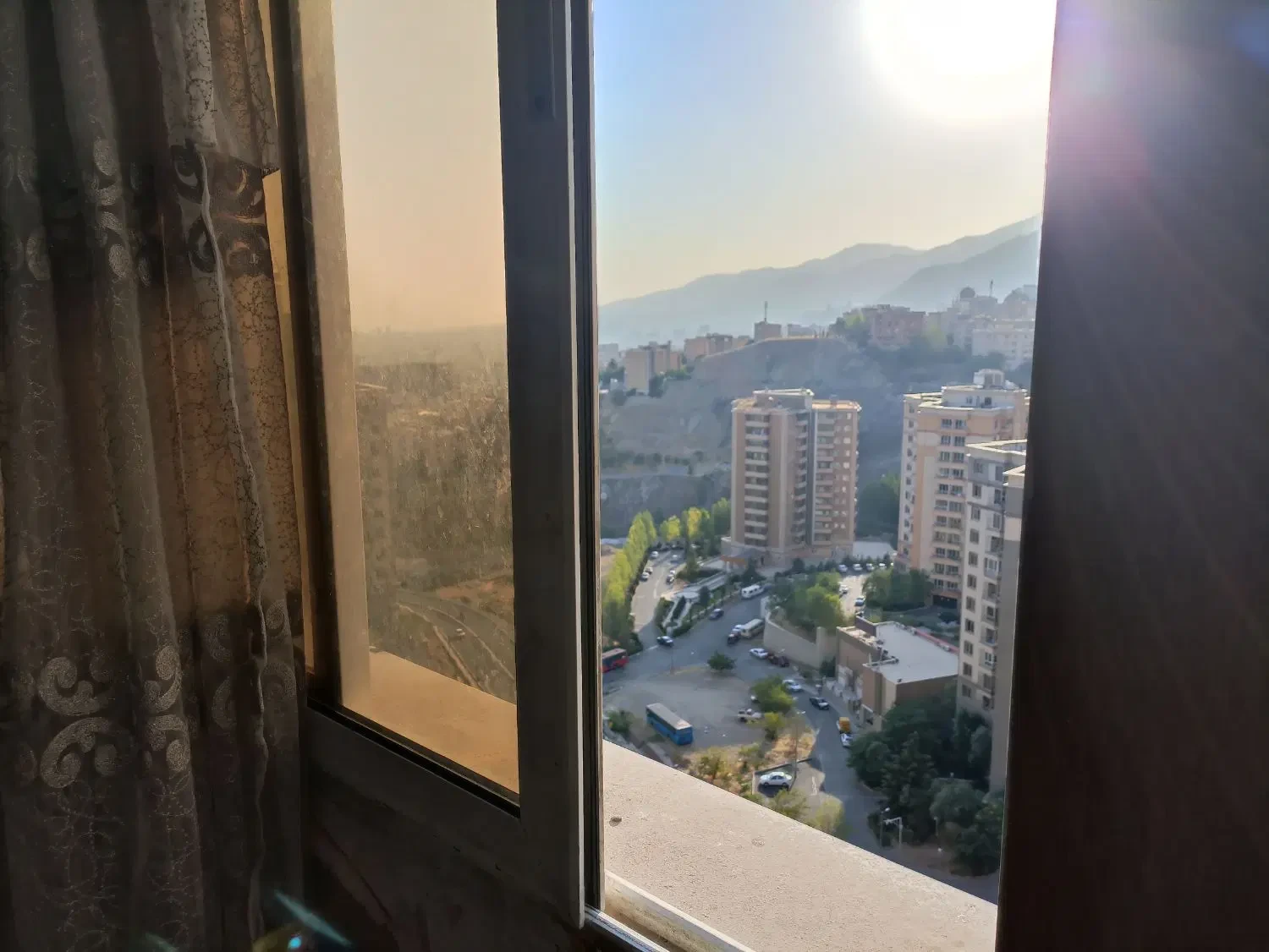 فروش آپارتمان 92 متری در شهرک نفت (منطقه 1)