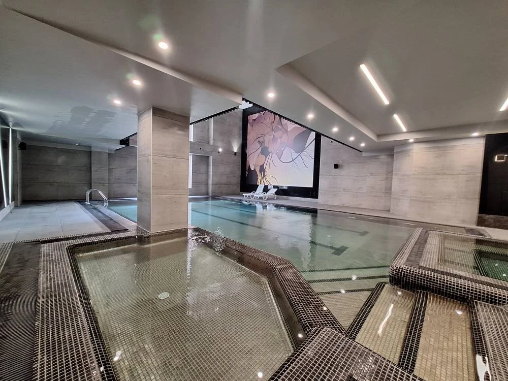 نمایش بزرگ