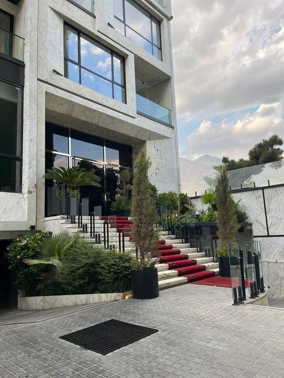 نمایش بزرگ