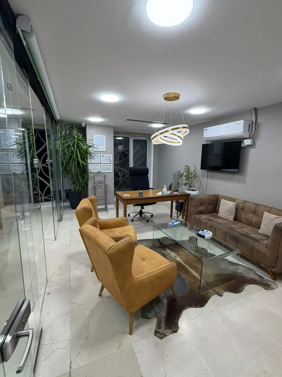 رهن و اجاره اداری 140 متری در جماران - تصویر 4