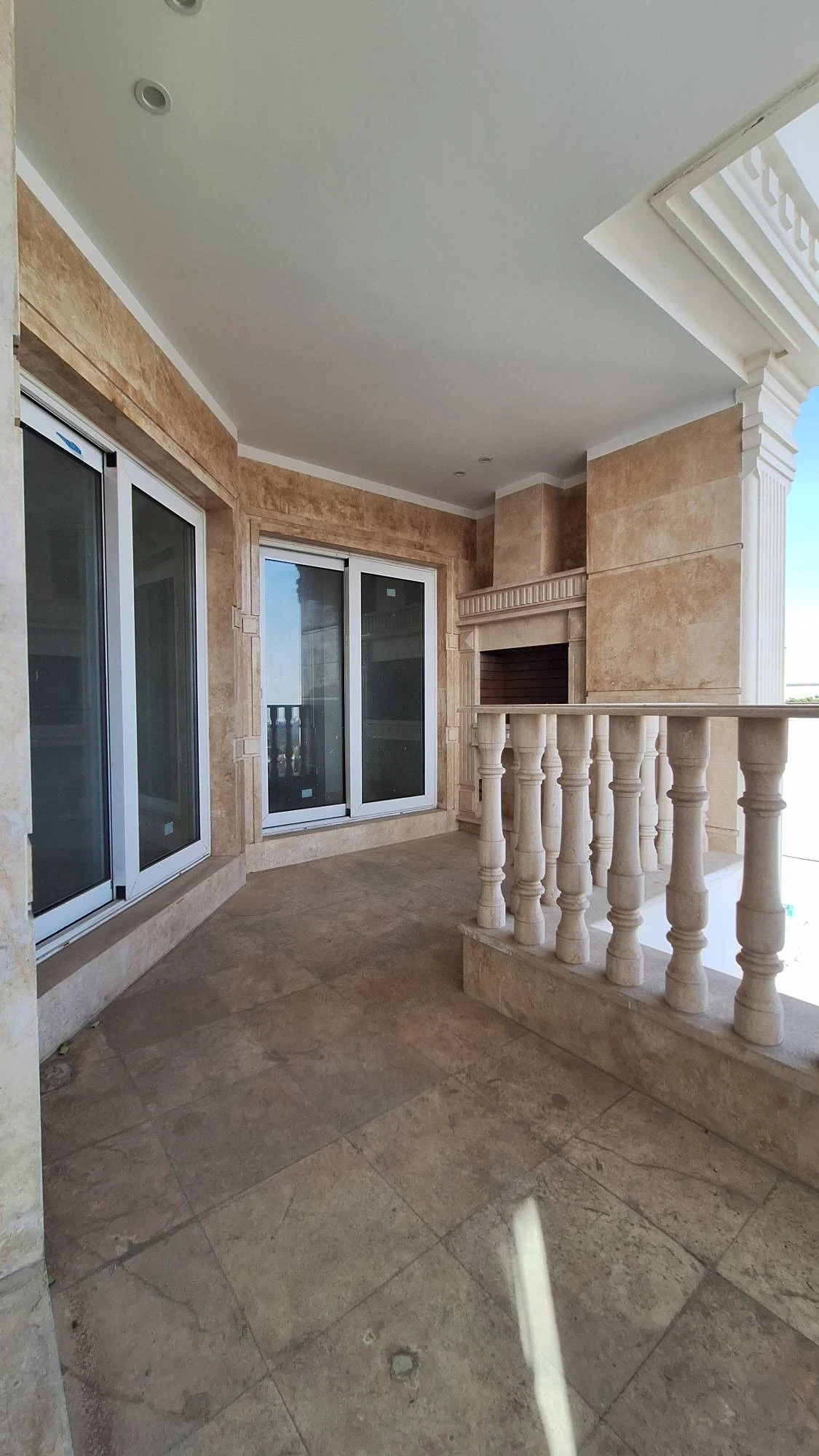 نمایش بزرگ