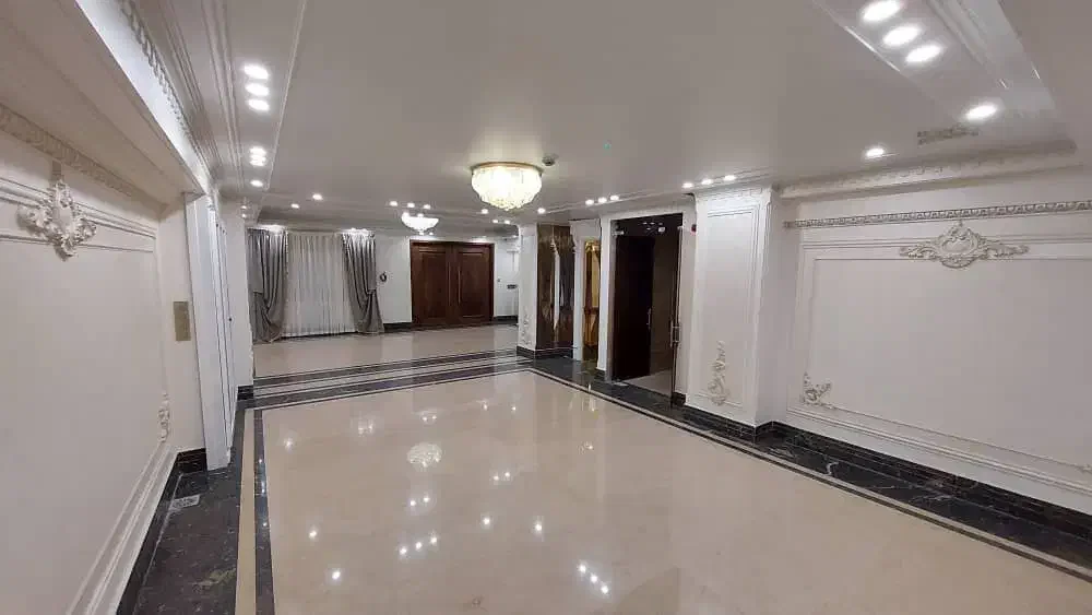 نمایش بزرگ