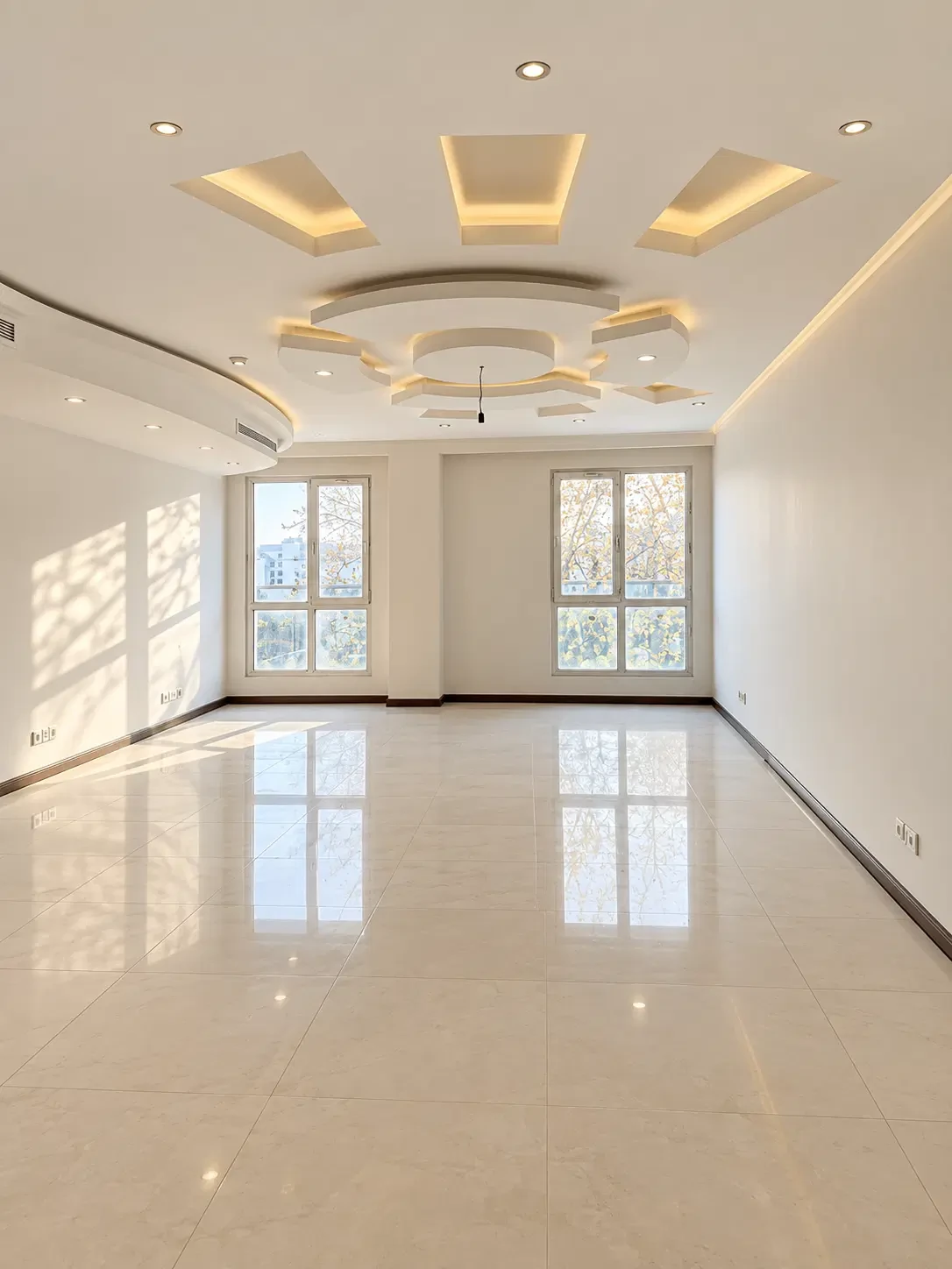 رهن و اجاره اداری 95 متری در دزاشیب - تصویر 1