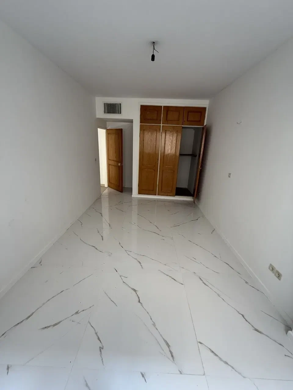 رهن و اجاره آپارتمان 120 متری در دروس - تصویر 1