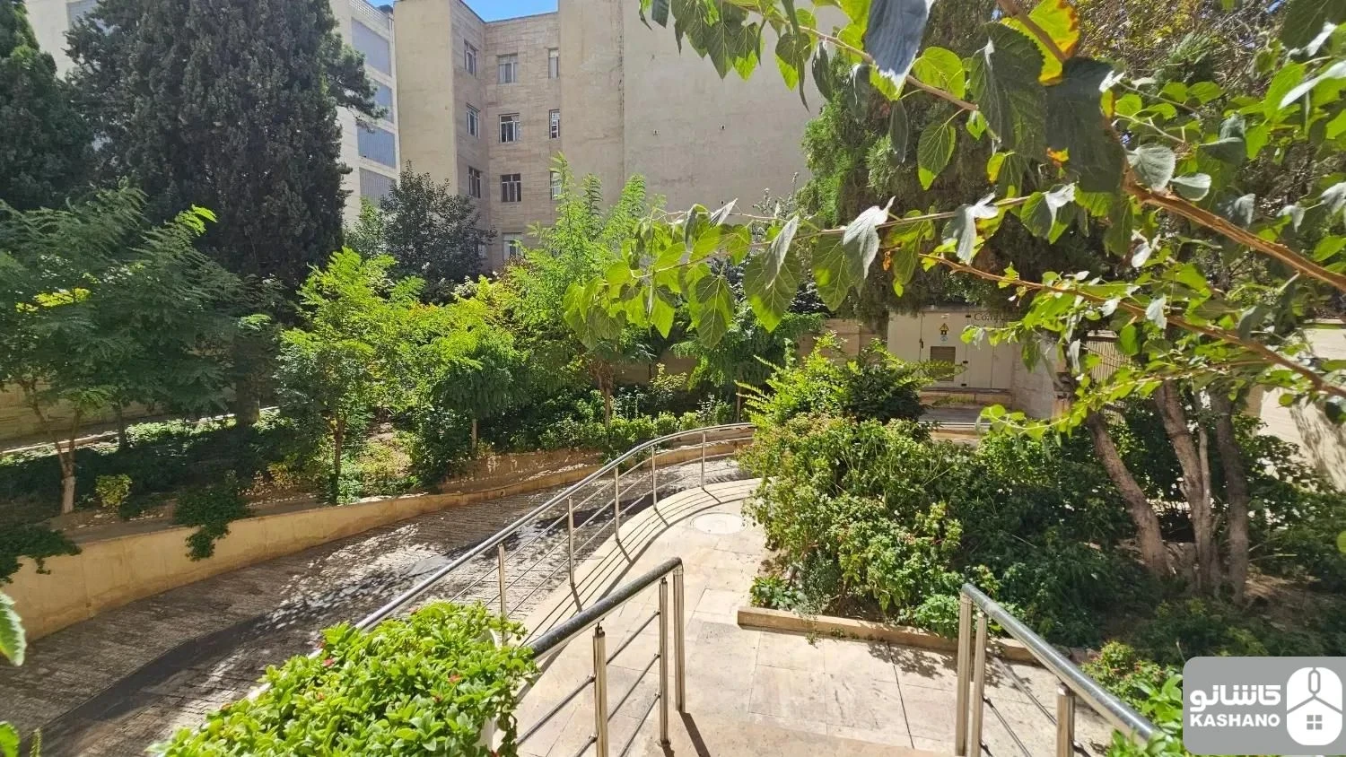 نمایش بزرگ