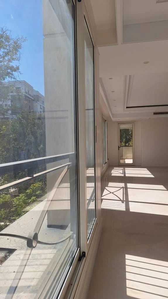 نمایش بزرگ