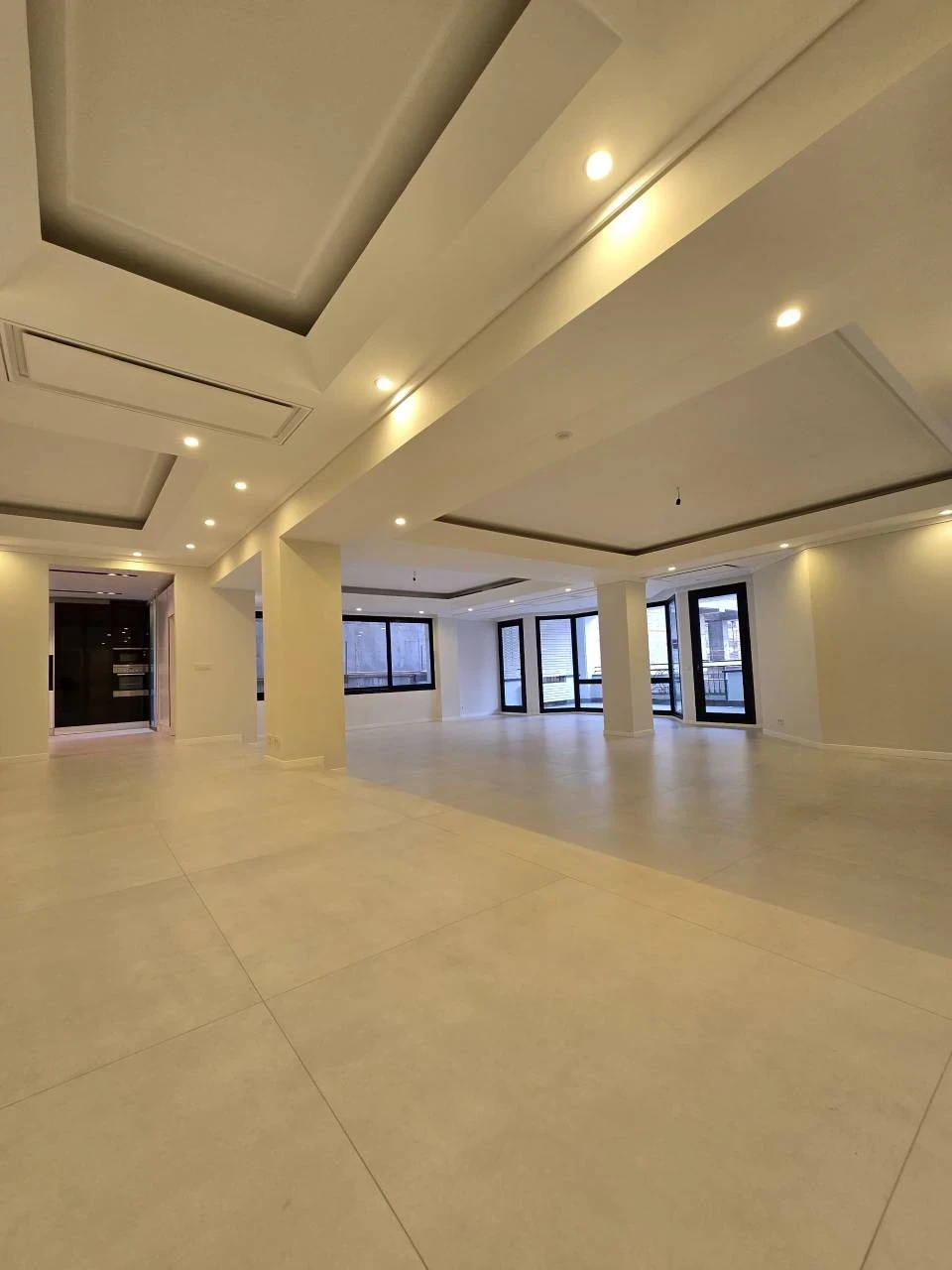 نمایش بزرگ