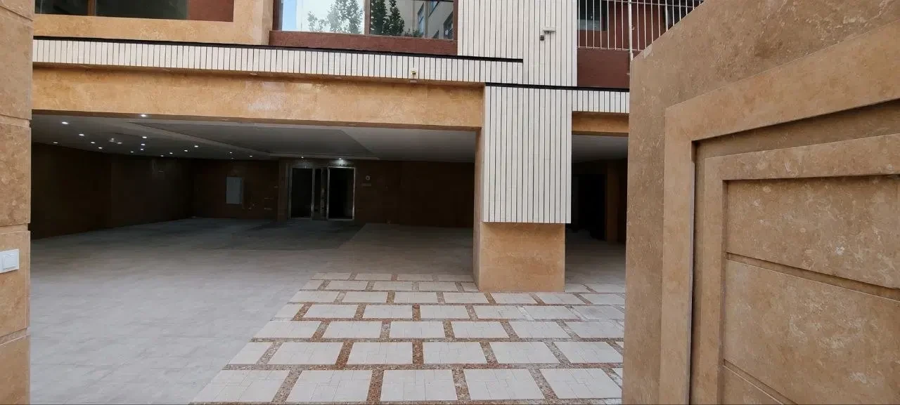 نمایش بزرگ