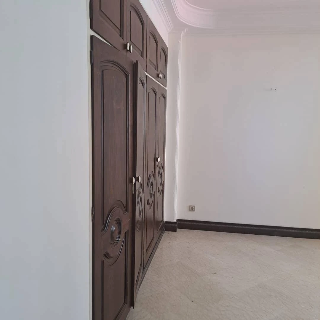 واحد فروشی 370 متر در زعفرانیه - تصویر 2