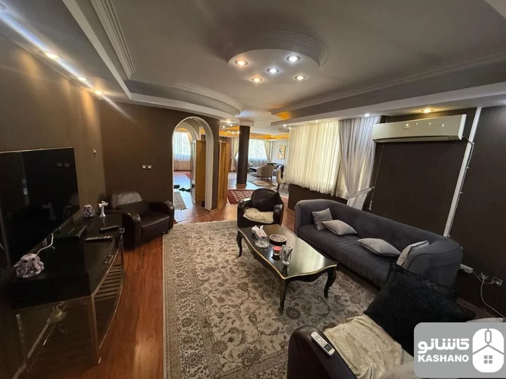 نمایش بزرگ