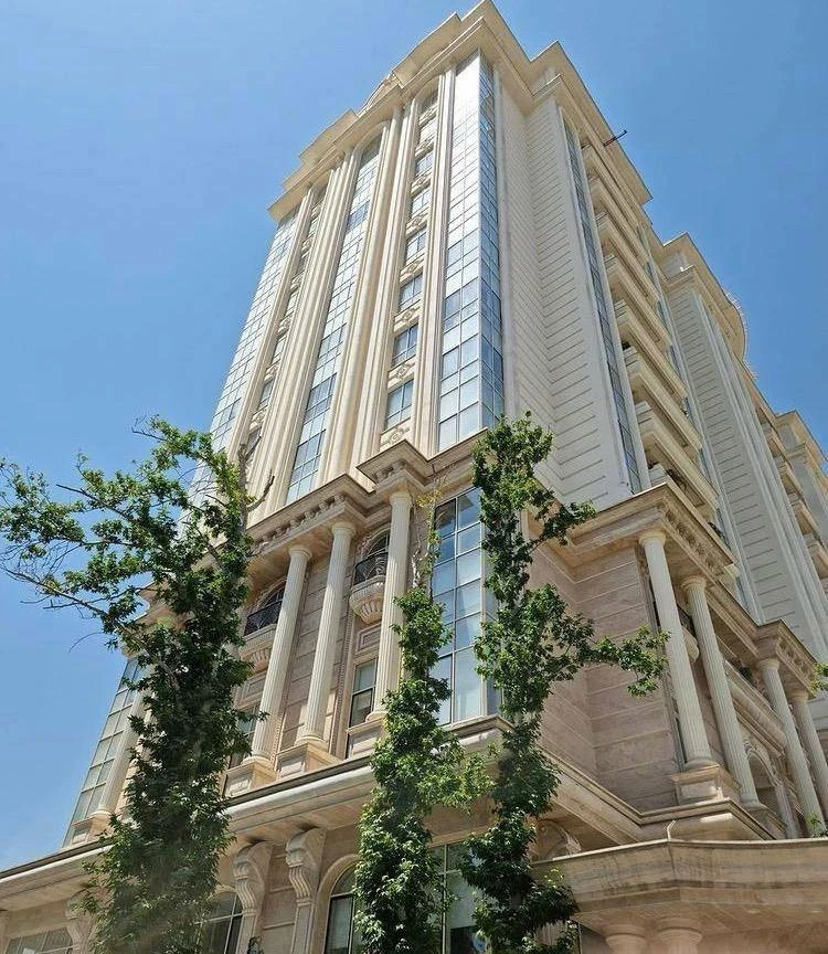 نمایش بزرگ