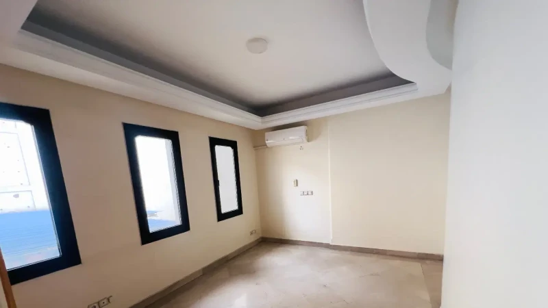 رهن و اجاره اداری 75 متری در میرداماد